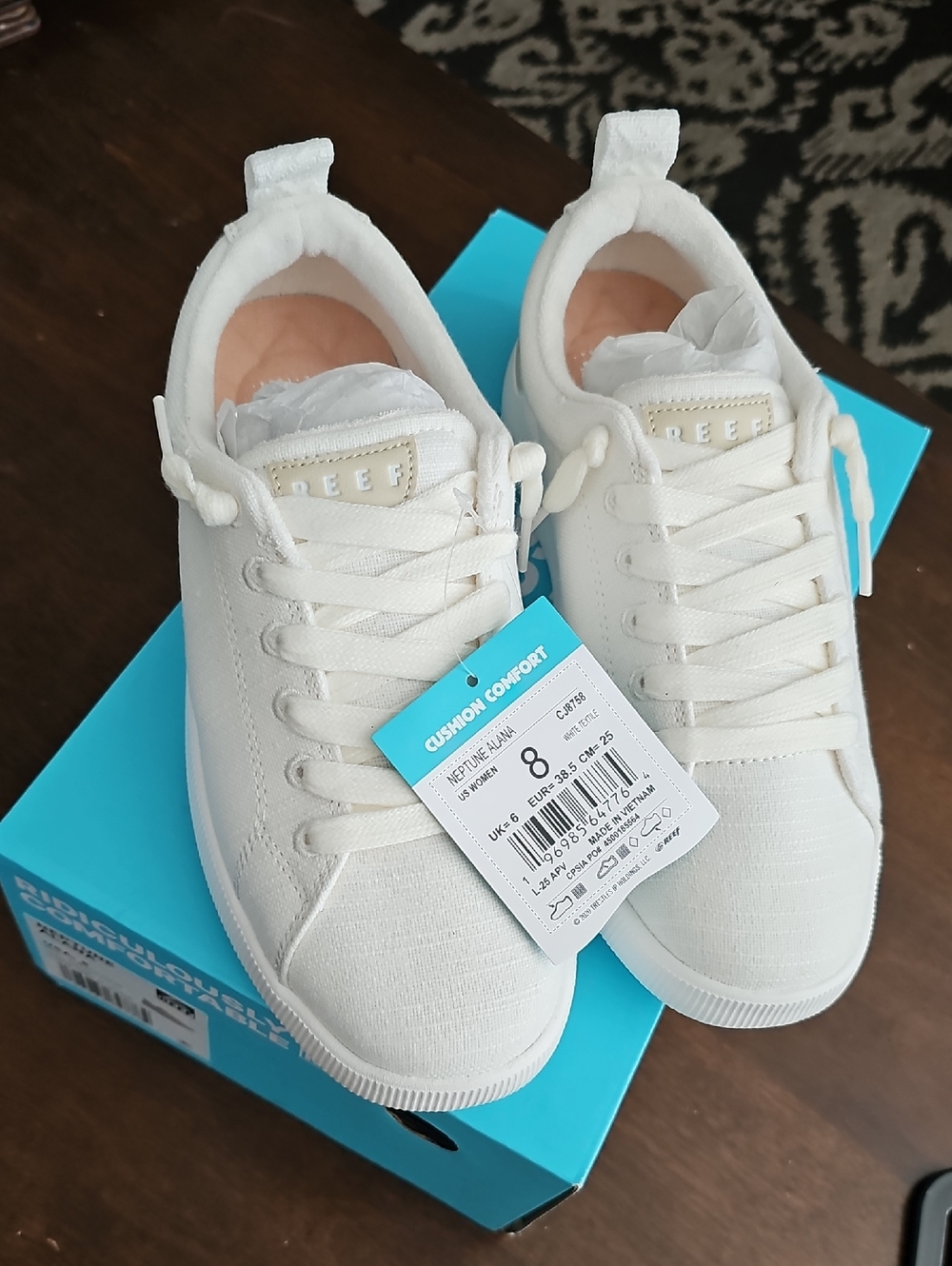 Reef Neptune Alana Women’s White Low-Top Sneakers, NIB